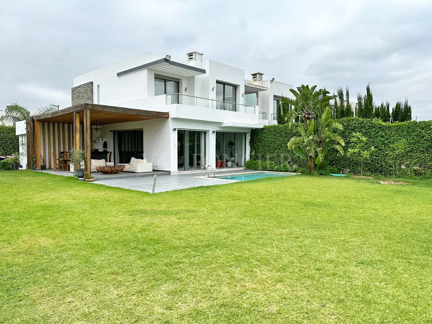 Villa en résidence golf à Bouskoura Ville Verte — Bouskoura
