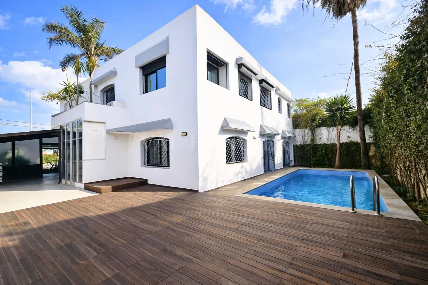 Villa avec piscine à Ain Diab Extension — Ain Diab Extension, Casablanca
