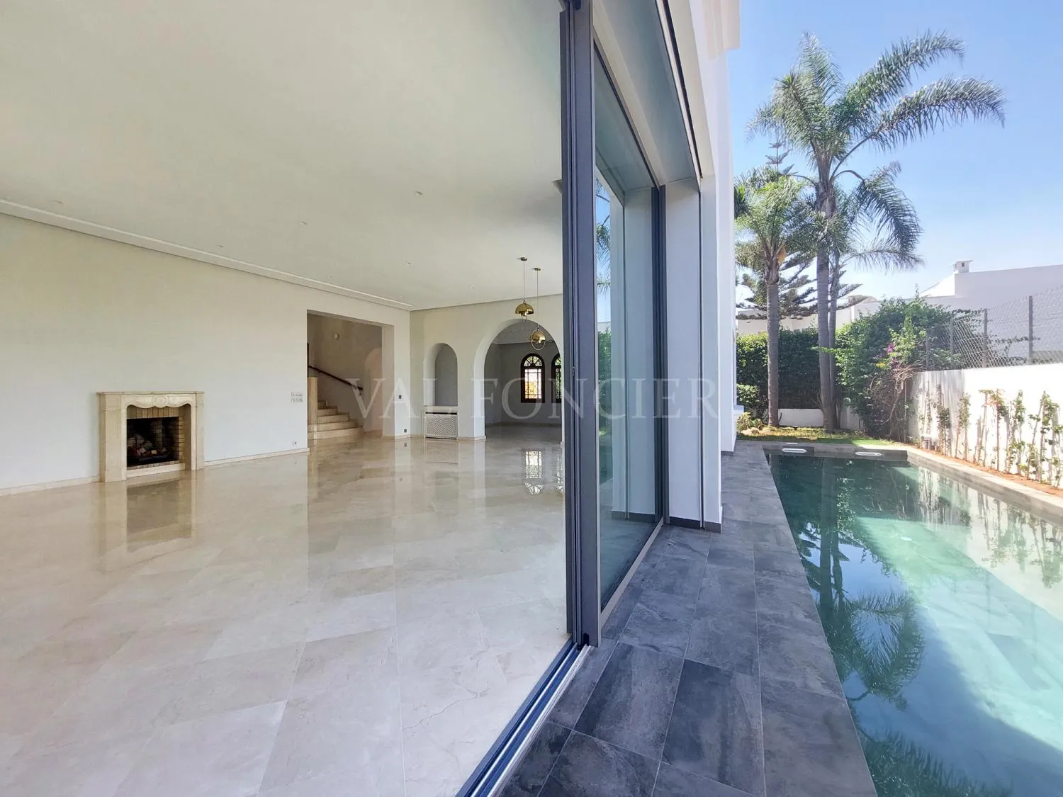 Villa rénovée moderne à Ain Diab — Ain Diab, Casablanca
